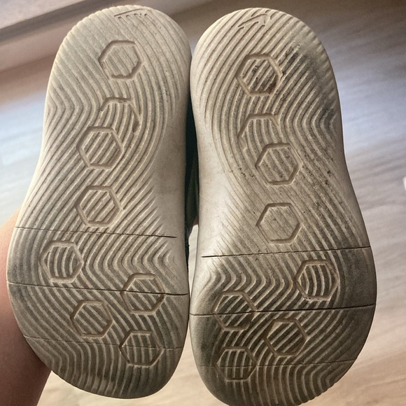 Toddler Nike flex contact shoe sz 9 - Picture 4 of 4